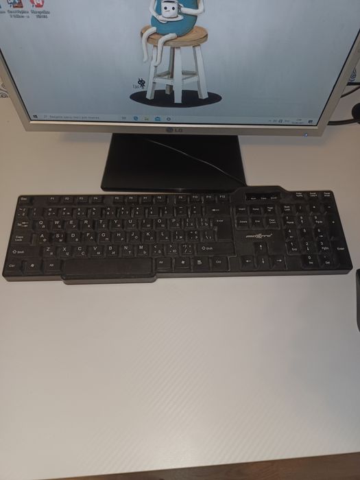 Комп'ютер повністю робочий у зборі