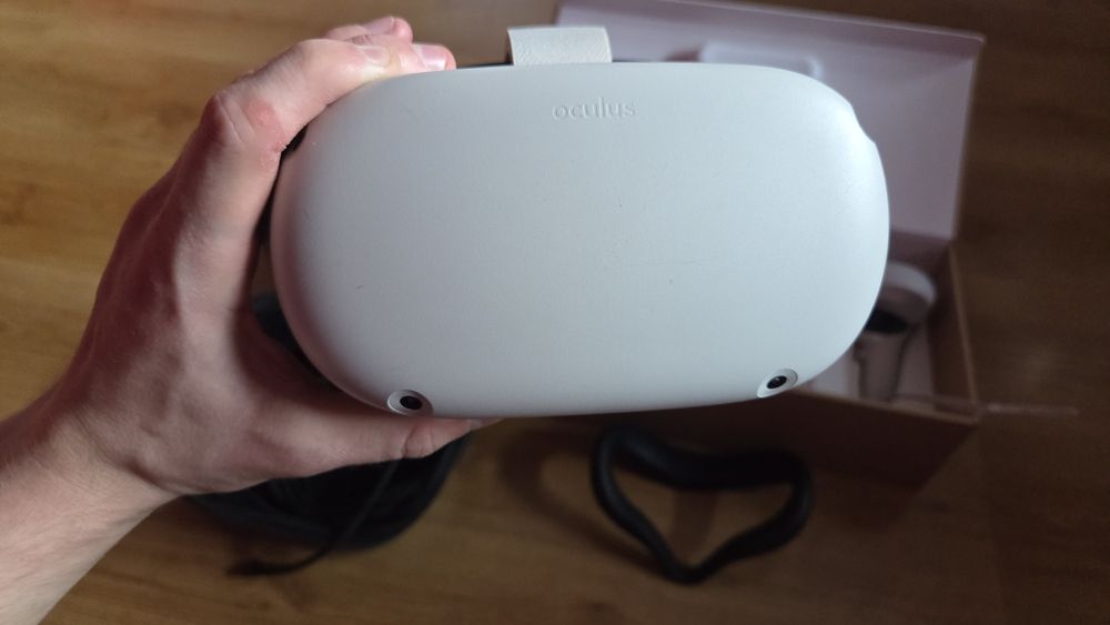 Oculus Quest 2 128gb + kabel 5m + gumowa nakładka + torba ochronna