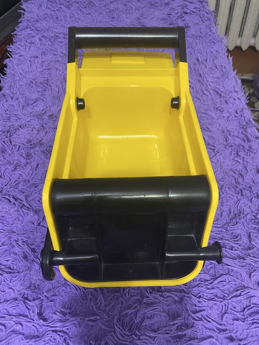 Дитяча машина (самоскид)