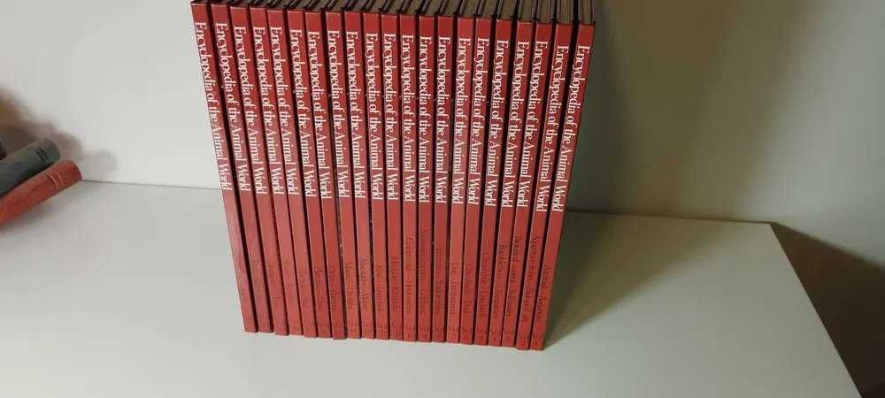 Encyclopedia of the Animal World 21 Volumes