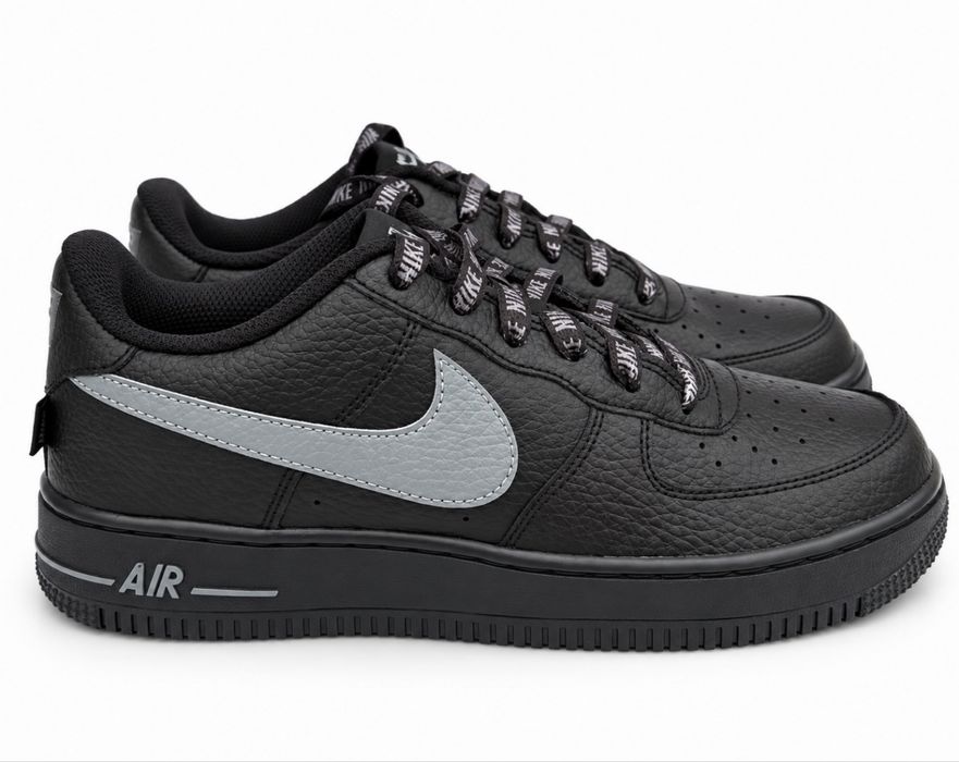 Air Force 1 Low - Preto/Branco