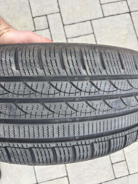 Продам резину r16 225/55 зима