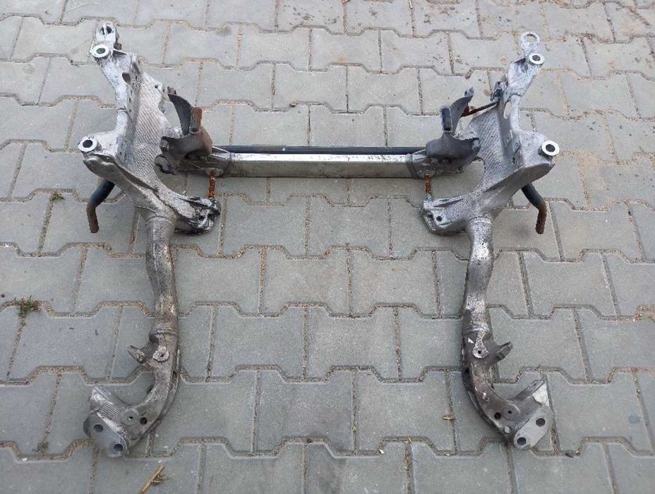 AUDI A4 B8 A5 wózek sanki belka kołyska stabilizator przód podwozia