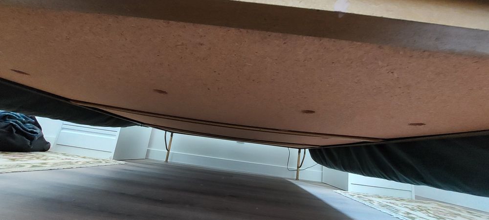 Cama de casal latão dourado envelhecido