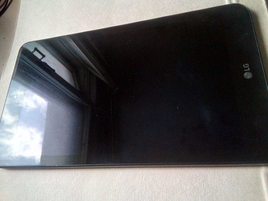 Планшет LG V 530