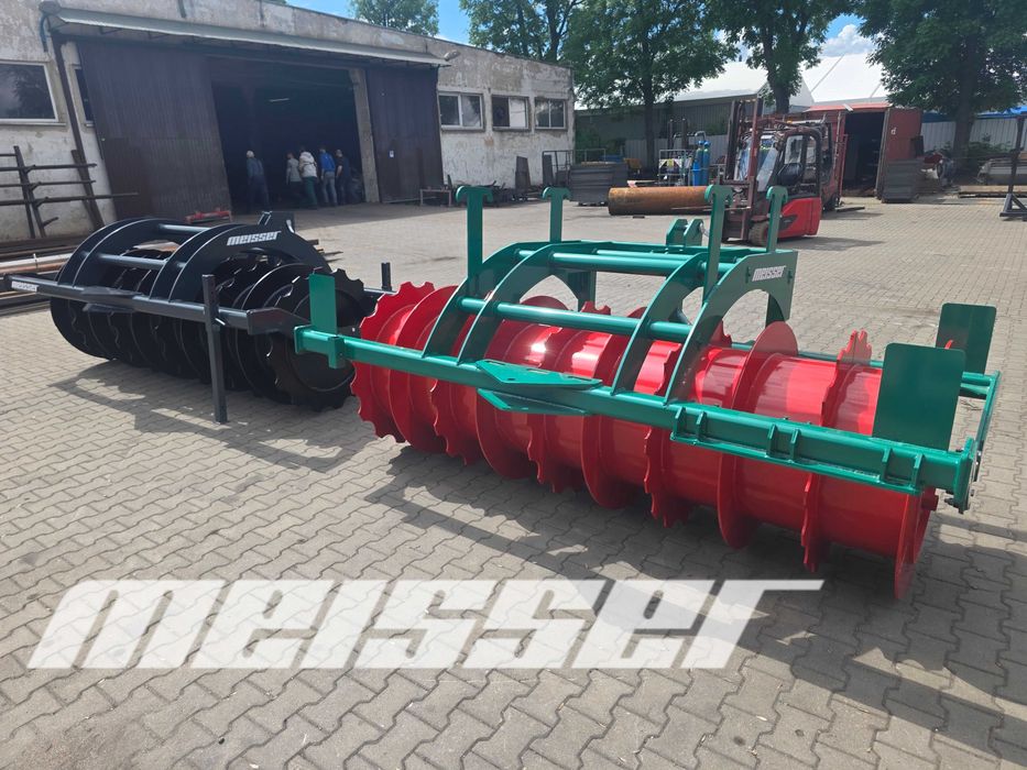 WAŁ PRYZMOWY XL i STANDARD do pryzm silosów Z DOCISKIEM KOMPAKTOR nowy model 2026 dostawa!