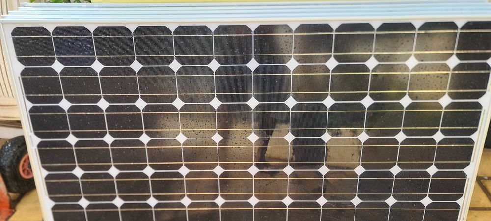 165W Solar Panel Kit + Charge Controller64739685883011121