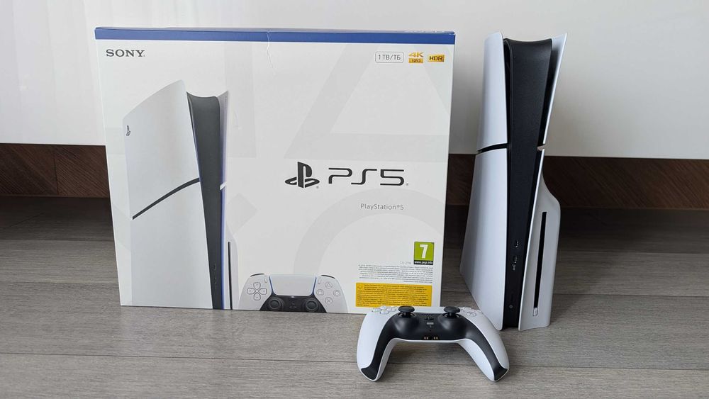PS5 Slim z napędem z marca +FF XVI w gratisie