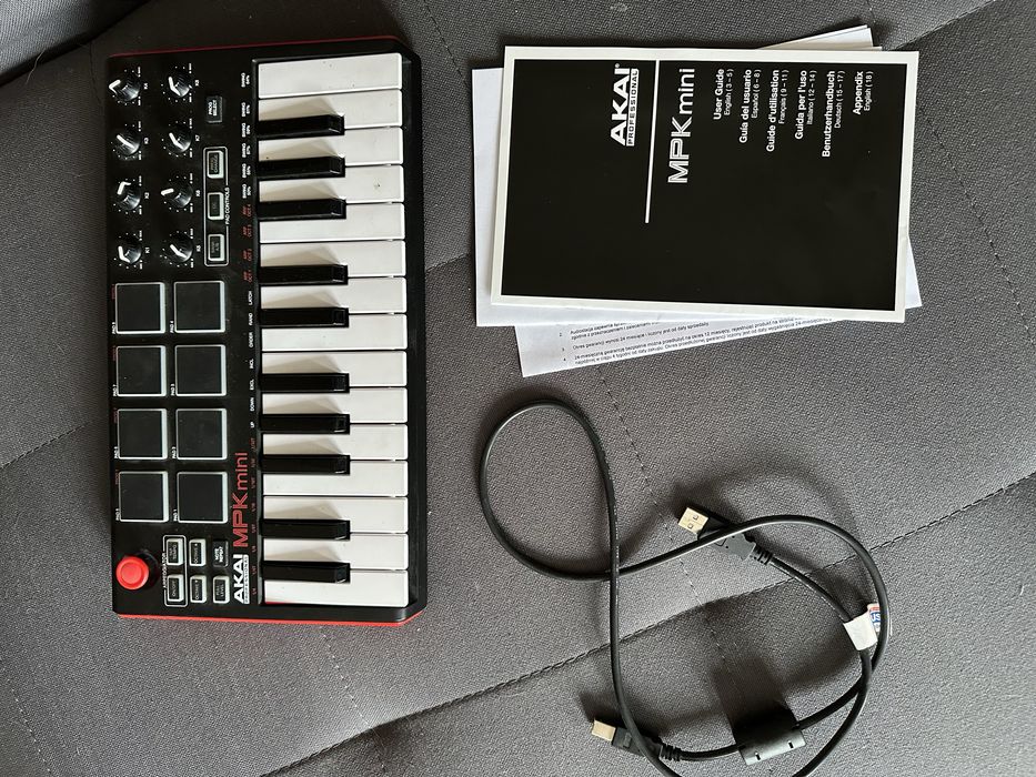 Klawiatura sterujaca Akai MPK Mini 2