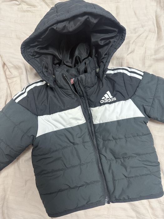 Куртка дитяча adidas 6-9 місяців