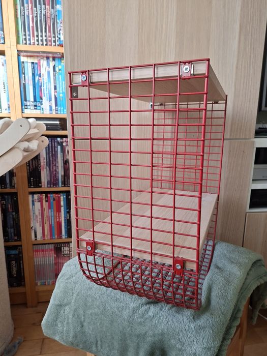 Półka ścienna ikea.