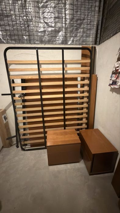 Duas mobilias de quarto
