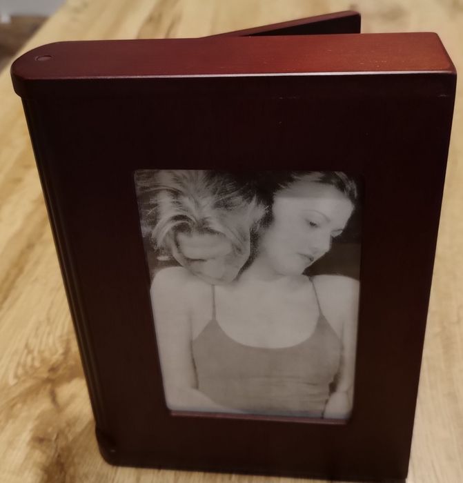Album drewniany na zdjęcia