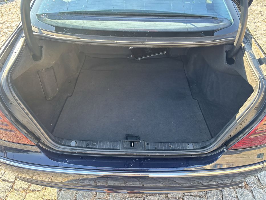 Mercedes-Benz Classe E 270 — fotografia 10