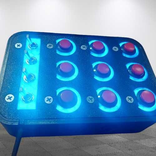 Button Box 13 windows