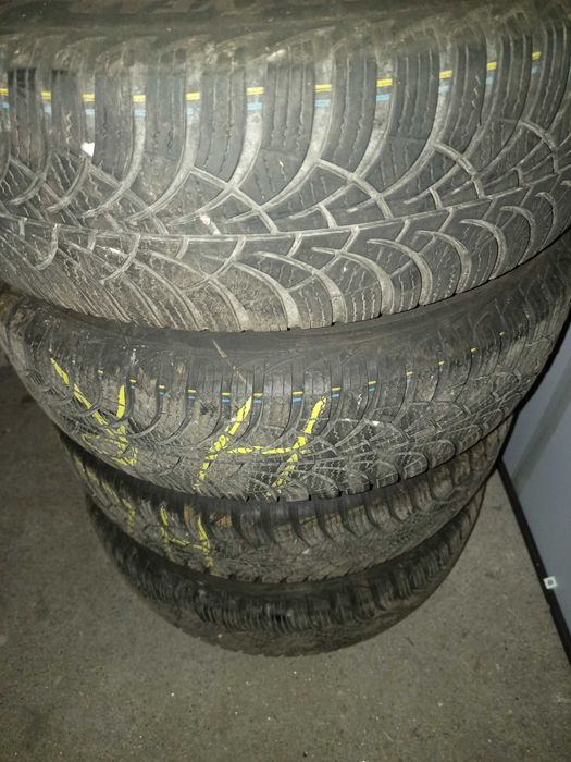 Pneus Goodyear 175/65/15