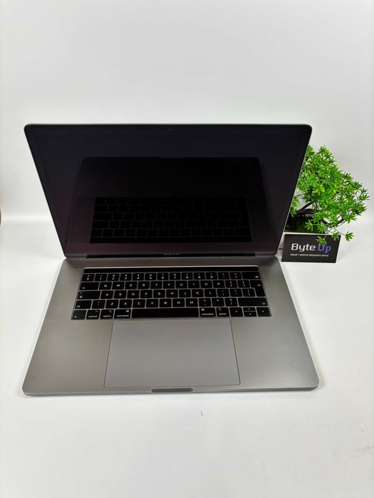 MacBook Pro 15” A1990 (2018) i9/32GB/1TB GWARANCJA
