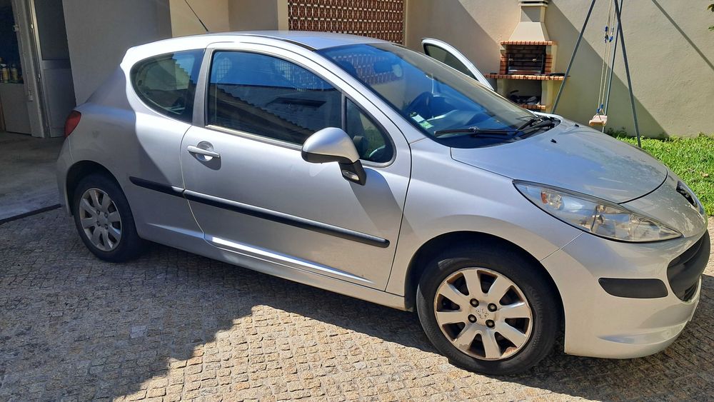 Vendo peugeot 207 van. 2 lugares (negociável)