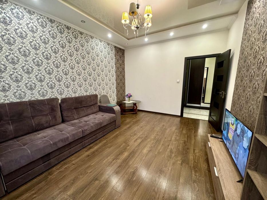 Оренда затишна 1-кімнатна квартира вул.Тлехаса Напроти Токіо