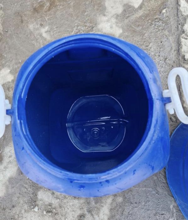 Бочка пластикова для рідини б/у 60л