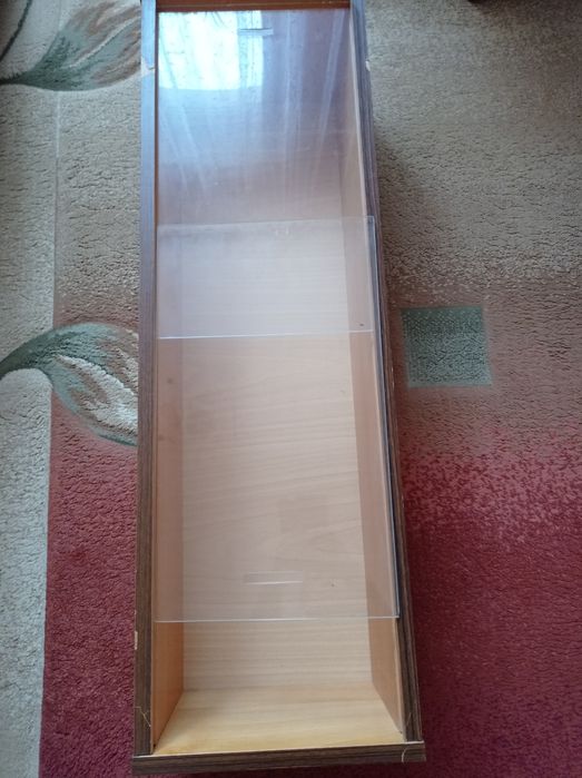 Продаю книжну полиці