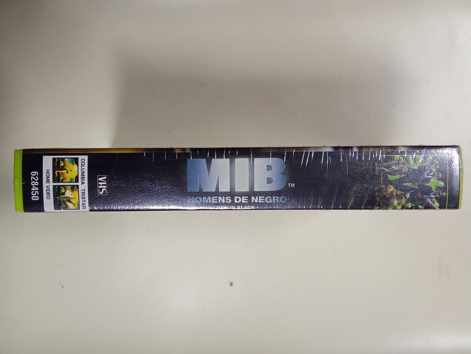 Cassete VHS - Filme Men in Black ( novo e selado )
