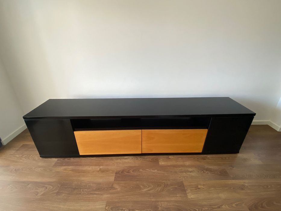 Móvel de TV e Entrada