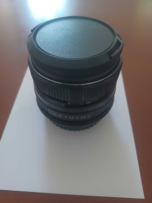 Objectiva Helios-44M-4 58mm f/2 com adaptador para Canon EF/EF-S