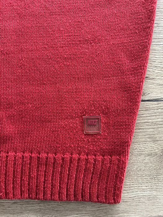 Sweter Nike czerwony stan idealny