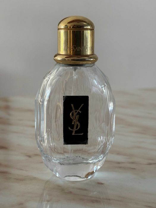 Flakony po perfumach damskich