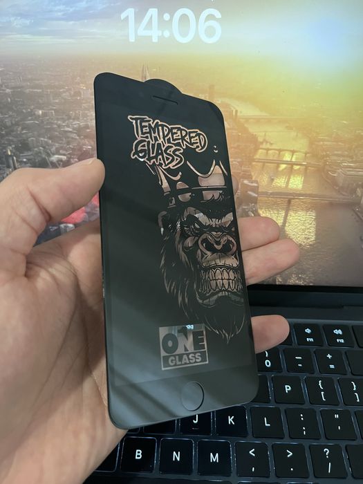 Защитное 3D стекло iPhone 7/8 Plus Black/White