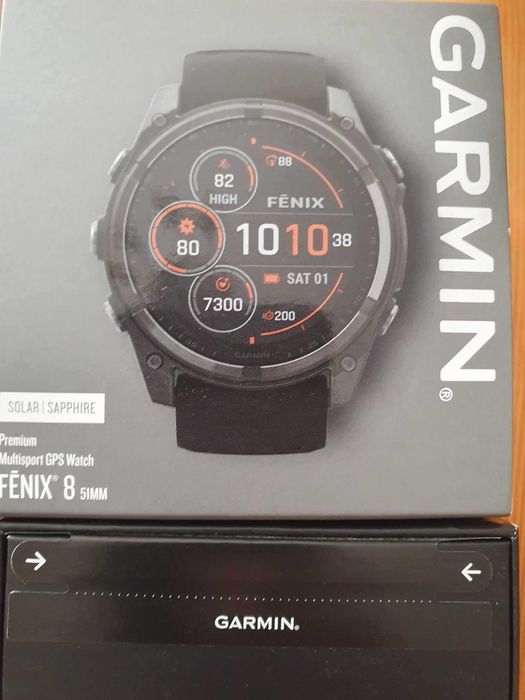 GarminFenix8-51mmSolarSapphireCarbonGreyDLCTitaniumpaseksilikonczarny