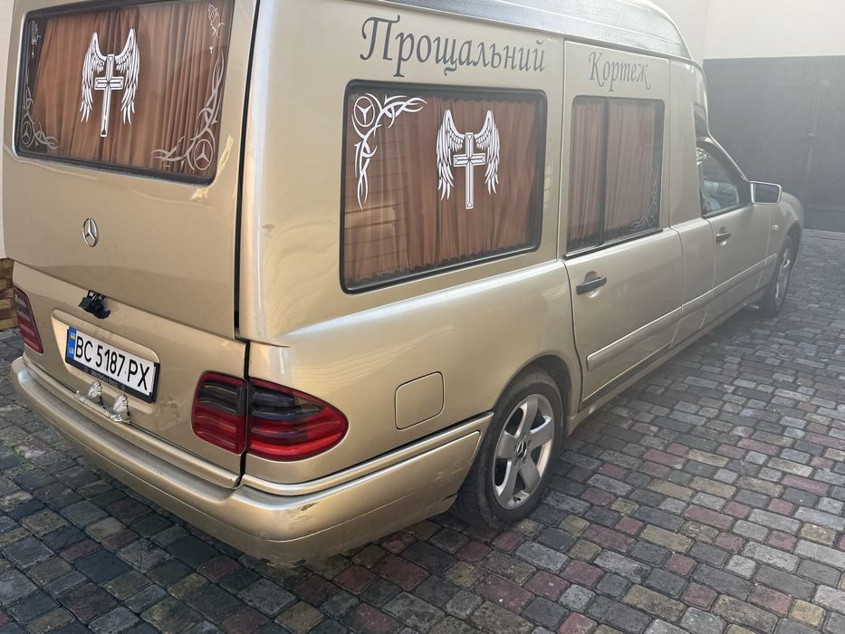 Катафалк Мерседес