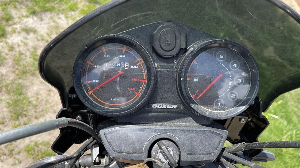 Bajaj Boxer  150