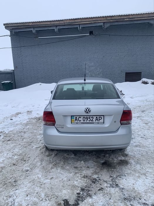 Volkswagen Polo 2012 1,6 бенз.