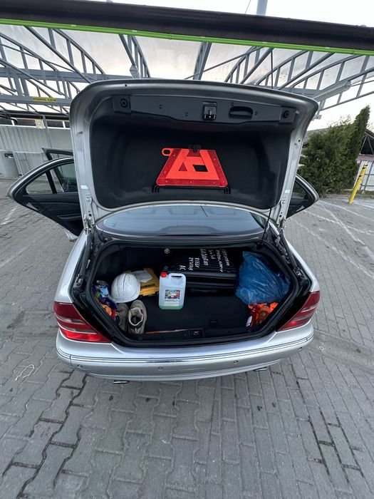 Mercedes-Benz s-Klasse 320