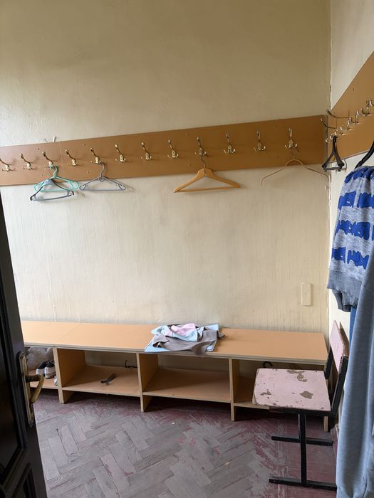 Здам біля метро «Левада» виробництво, склад  270м.кв.