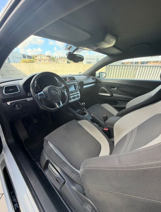 VW Scirocco 2.0 TDI Só 110 Mil Klms