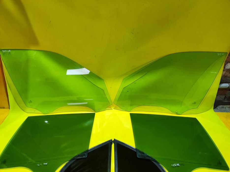 Стекло BMW X5 E70 X6 E71 скло двери БМВ Х5 Е70 стекло в дверь стекла