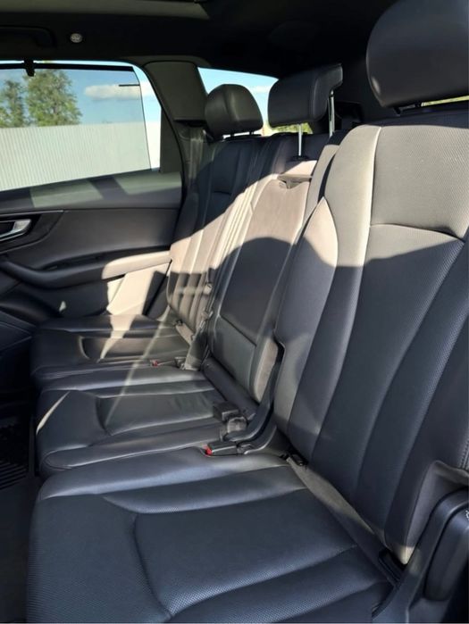 Audi Q7 quattro