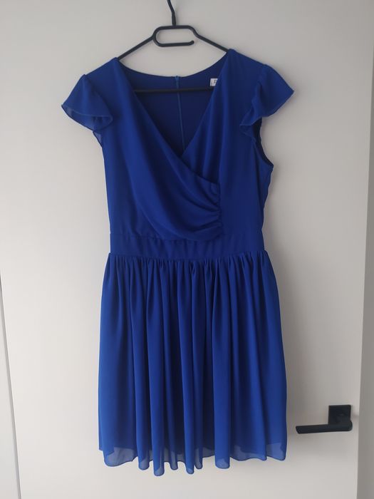 Piękna chabrowa sukienka rozmiar M