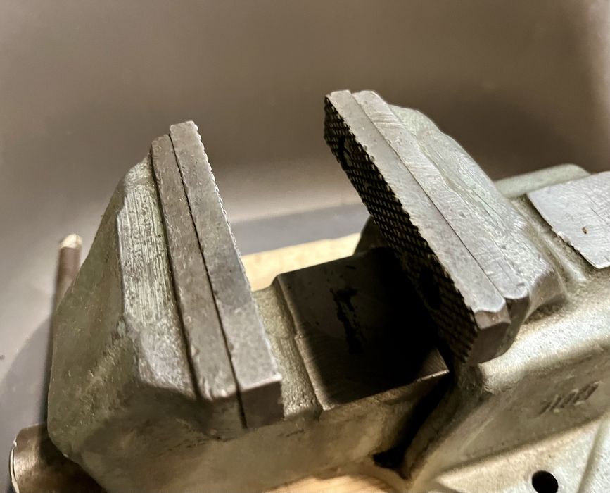 Imadło BISON 100 malo uzywane jak nowe stare dobre 10cm