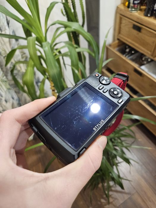 Olympus Tough TG-4