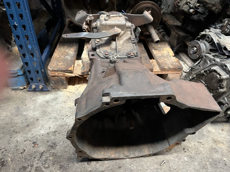 Caixa de mazda T3000