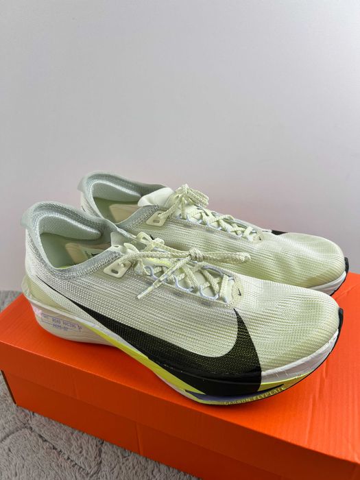 Buty sportowe do biegania Nike Zoomx Streakfly 2 42
