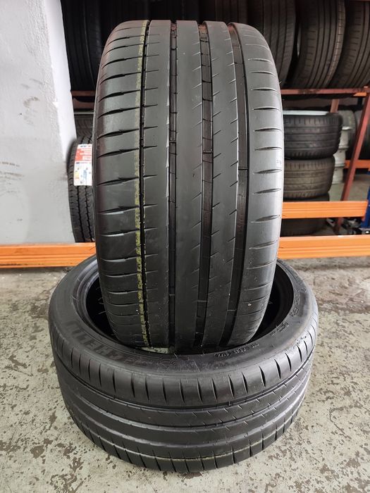 Pneus 295/35zr21 Michelin Pilot Sport 4S com 85% piso
