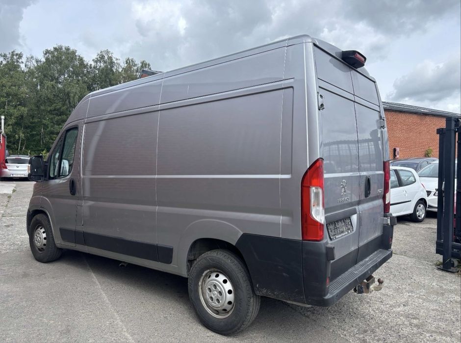 Peugeot Boxer 2.2 eHDi premium Pack S/S 140