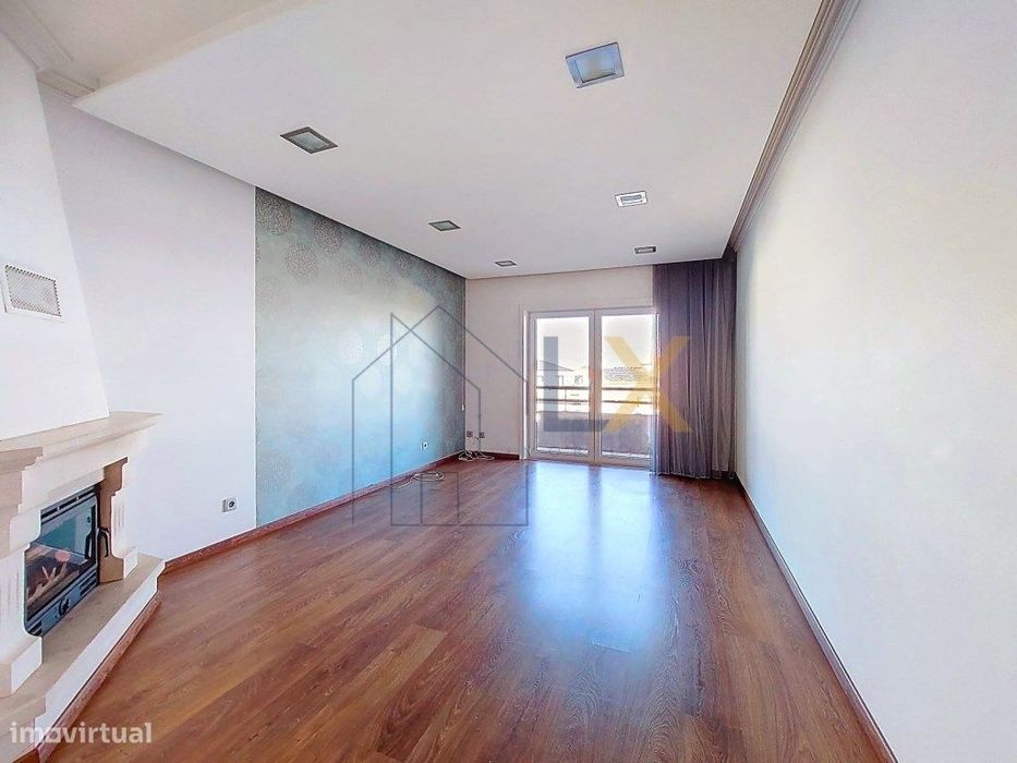 Apartamento T2 no centro de Aveiro com varanda e lugar de garagem!!!