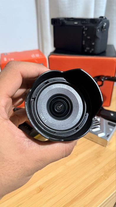 Kit Sony A6700 + Lente + acessorios (vendo separado tambem)