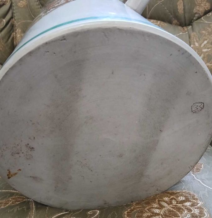 Великий пивний кухоль на 10 літрів